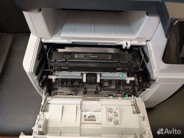 Мфу HP LaserJet Pro MFP M521dn