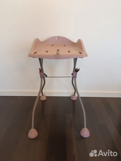 Пеленальный столик и ванночка beaba на подставках