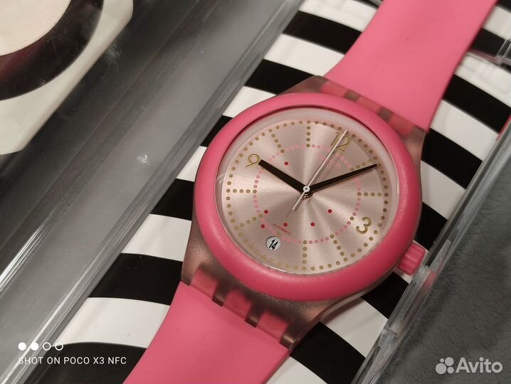 Часы Swatch Sistem 51 механические пластиковые