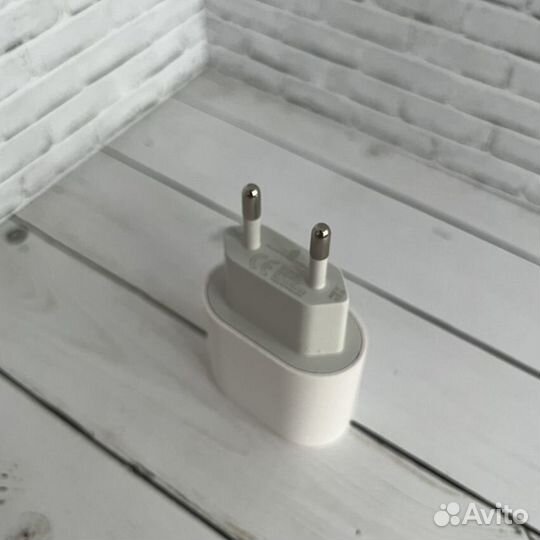 Быстрая зарядка на iPhone 25w