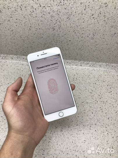 iPhone 8 Plus, 256 ГБ