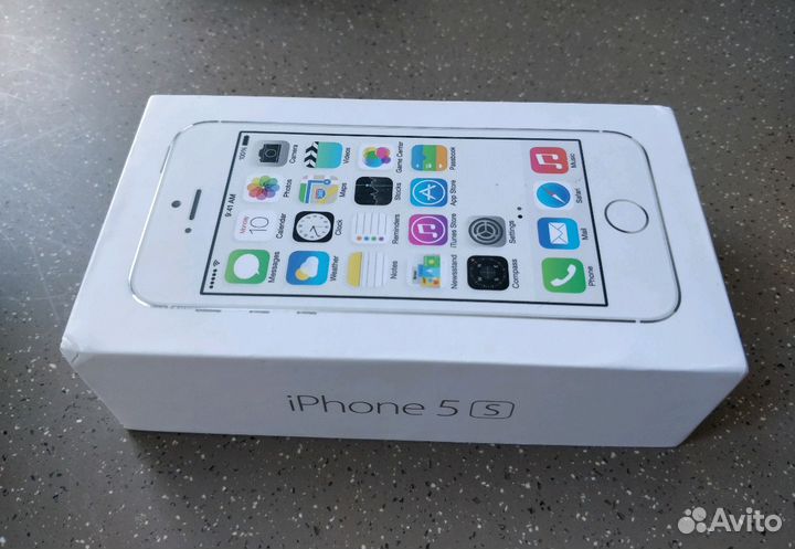 Коробка iPhone 5S