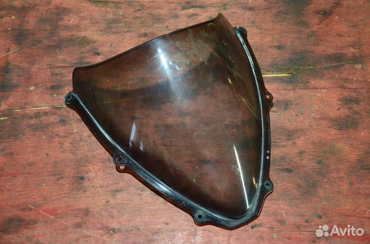 Стекло ветровое Suzuki GSX-R 600 / 750 k6 - k7 200