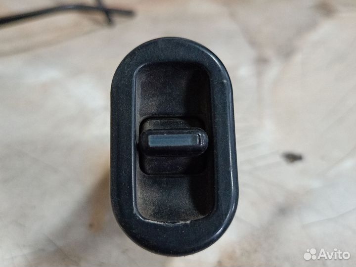 Кнопка электростеклоподъёмника задн L daewoo nexia