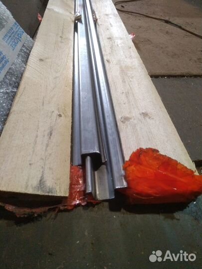 Сдвижная крыша и штора для грузовика