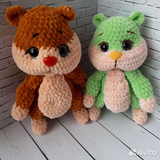 Игрушки ручной работы (вязанные крючком )