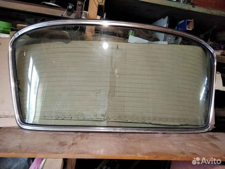 Заднее стекло mercedes w210