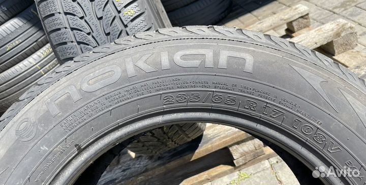 Nokian WR 235/65 R17