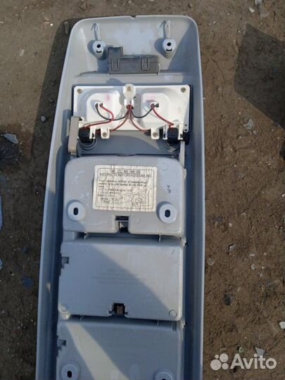 Плафон подсветки салона Mitsubishi Pajero