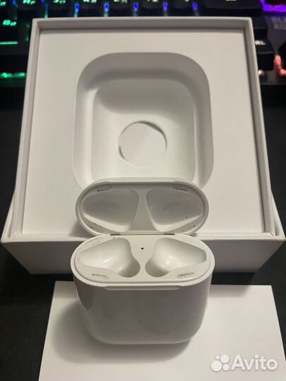 Airpods 1