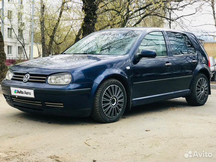 Volkswagen Golf 1.4 МТ, 2001, 334 000 км