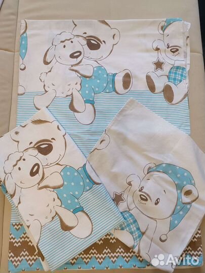 Постельное бельё в детскую кроватку