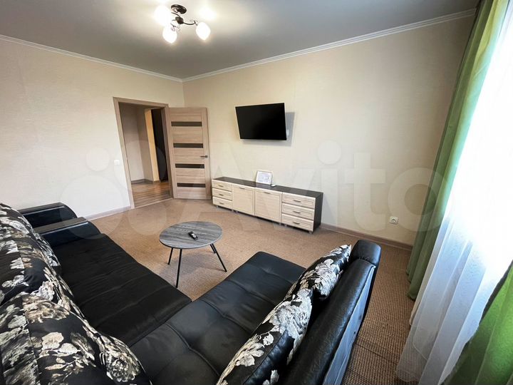 2-к. квартира, 60 м², 10/17 эт.