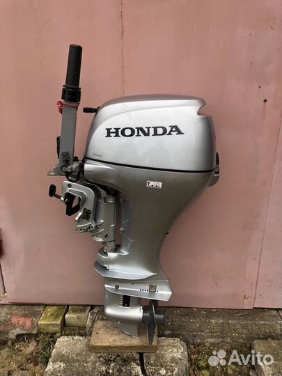 Лодочный мотор honda 15
