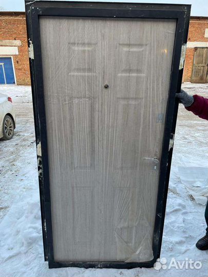 Приютово дверь металлическая входная