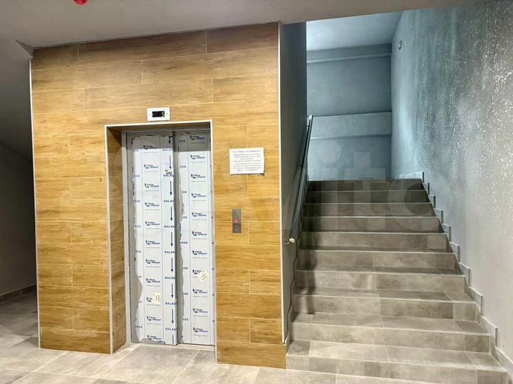 2-к. квартира, 80 м², 9/10 эт.