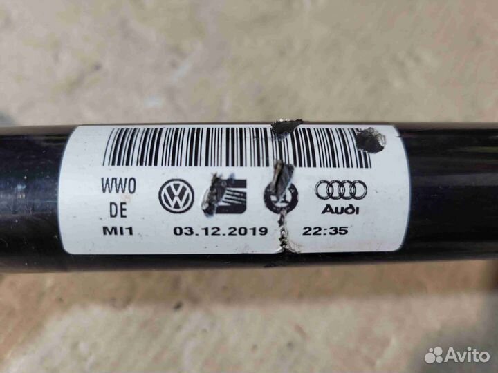 Полуось задняя (приводной вал, шрус) Audi RS Q3