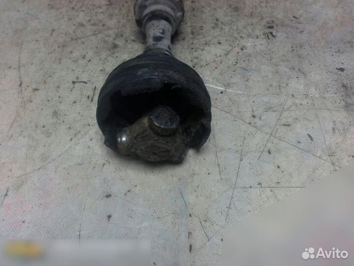 Полуось передняя левая Toyota Camry V40 2006-2011