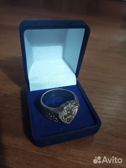 Перстень позолоченный