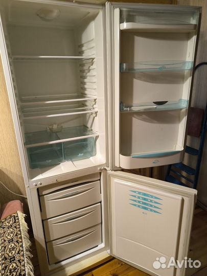 Холодильник Stinol на запчасти/под ремонт