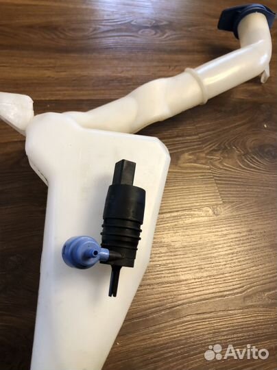 Бачок омывателя VAG Fabia Polo Ibiza