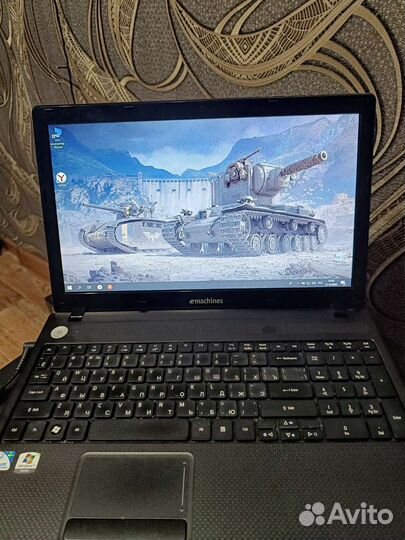 Ноутбук Emachines e725