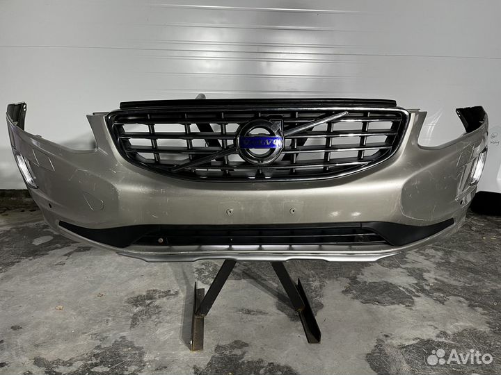 Бампер передний в сборе Volvo XC60 2013 2015 2015