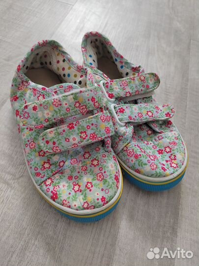 Обувь для девочки пакетом 26-27