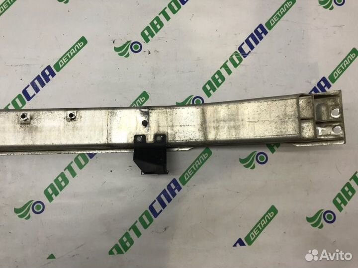 Усилитель бампера передний Mercedes Benz C-Class