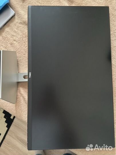 Монитор Dell 27