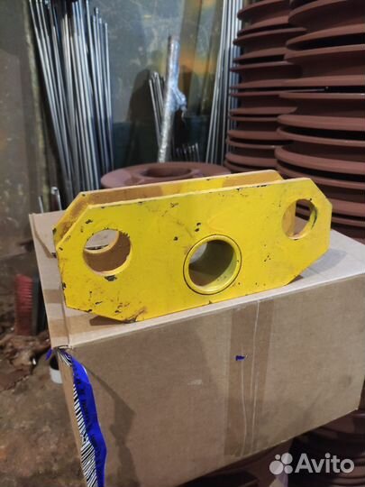 Кронштейн передней каретки автокрана Ивановец