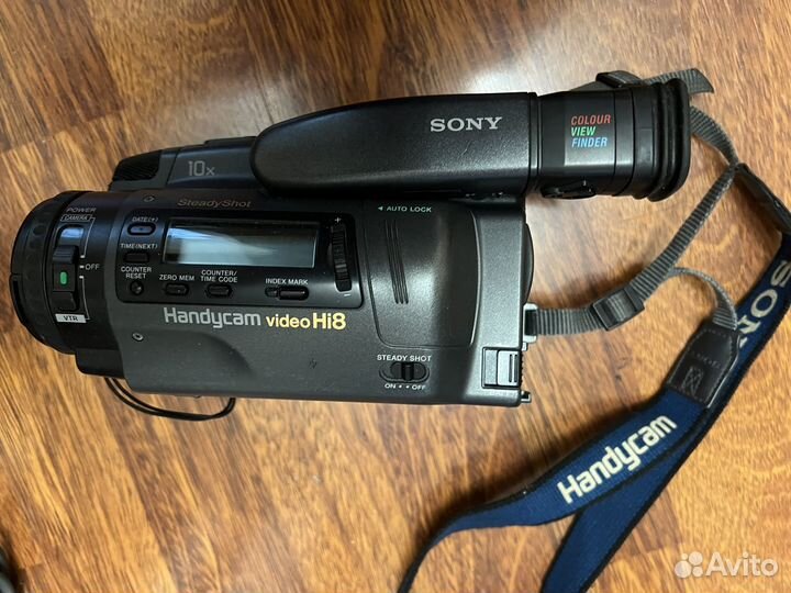 Видеокамера sony handycam vision hi8