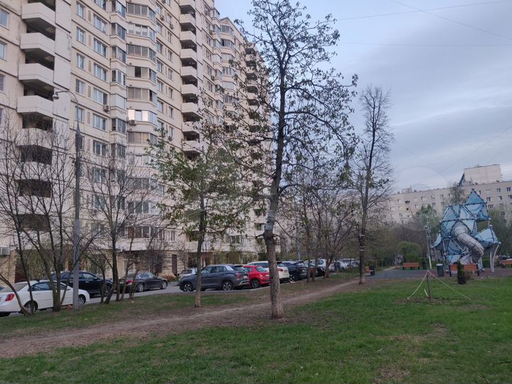 1-к. квартира, 38 м², 8/12 эт.