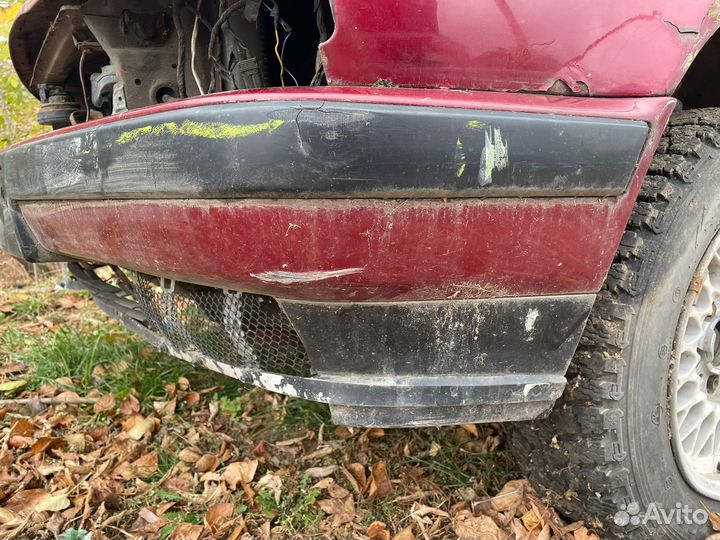 Передний бампер BMW 5 E34