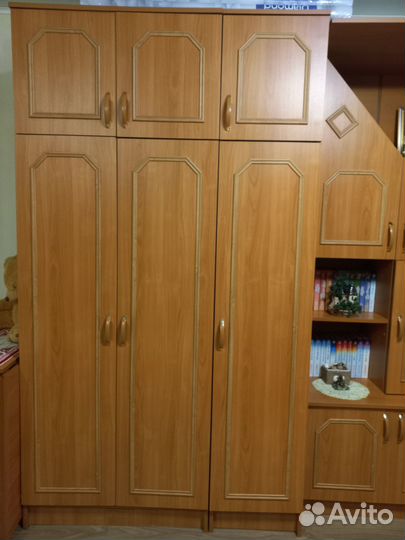 Стенка в гостиную бу