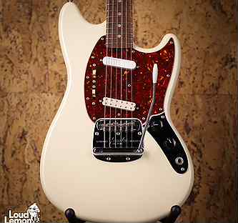 Fender MG65 Mustang White 2008 Japan w/ USA Pickup