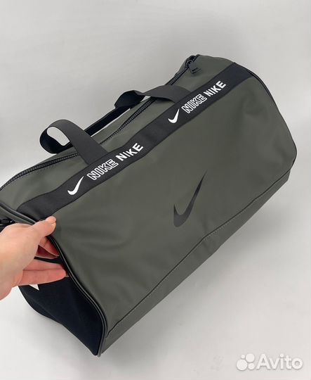 Новая спортивная сумка Nike