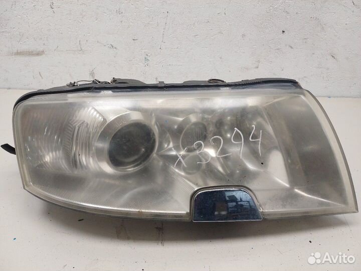 Фара (передняя) Skoda SuperB, 2005