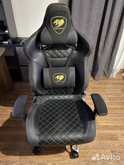 Компьютерное игровое кресло Cougar throne royal