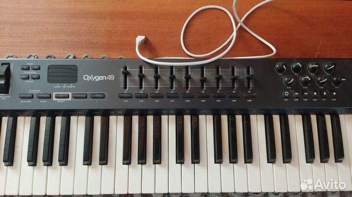 Миди-клавиатура M-Audio Oxygen 49 3RD Generation