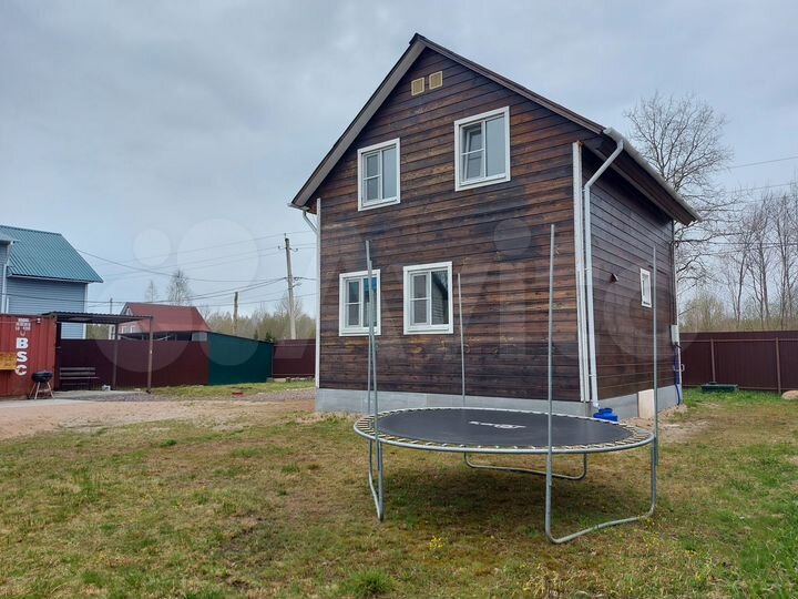 Дом 98 м² на участке 6 сот.