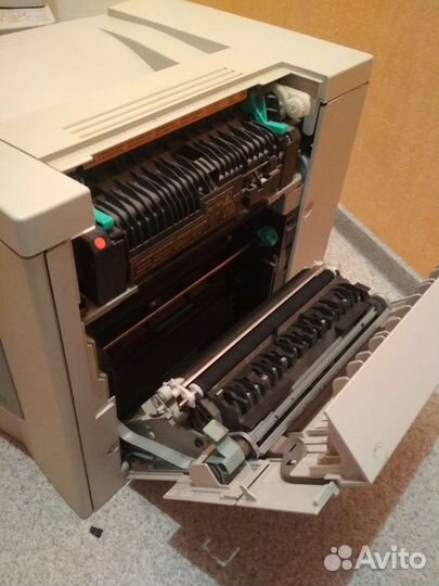 Принтер цветной лазерный Minolta 2300DL