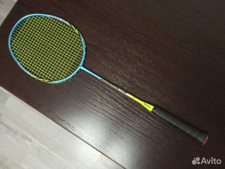 Ракетка для бадминтона профессиональная