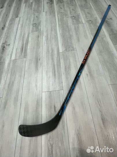 Клюшка хоккейная bauer левый хват