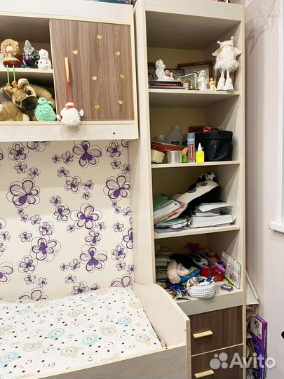 Детский мебельный гарнитур