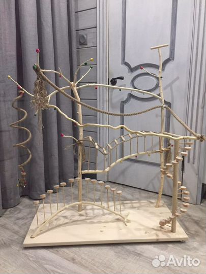 Игровой стенд для попугая