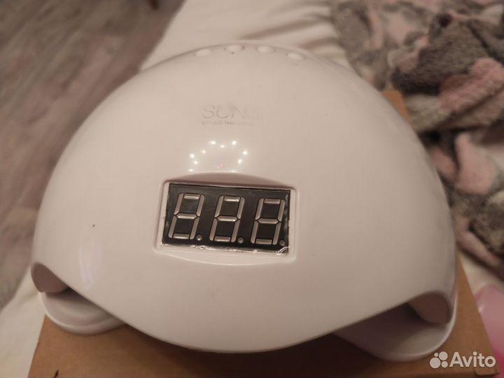 Лампа и аппарат для маникюра