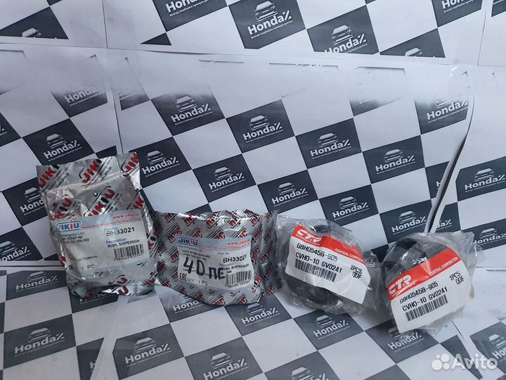 Сайлентблоки передней рычага Honda Civic 8 4D