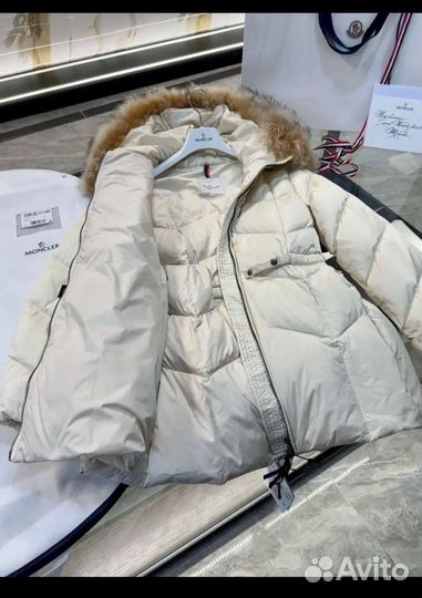 Пуховик Moncler Loriot женский