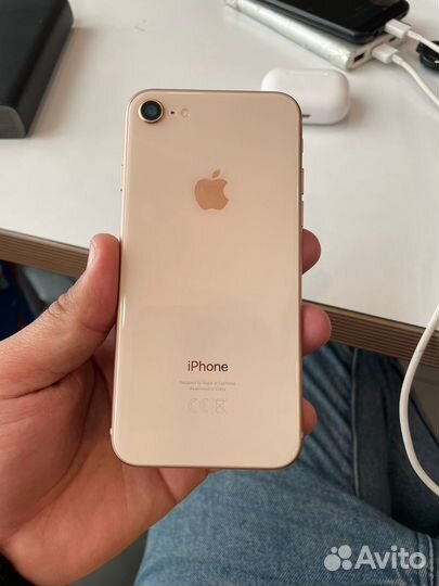 iPhone 8, 128 ГБ